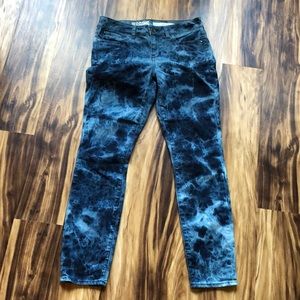 Women’s DKNY Jeans Jegging size 8 denim jeans